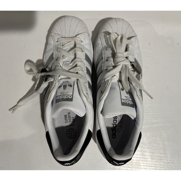 Adidas Superstar Shoes White Metallic Silver Womens Size 6.5 Shoes Trainers - Picture 2 of 11